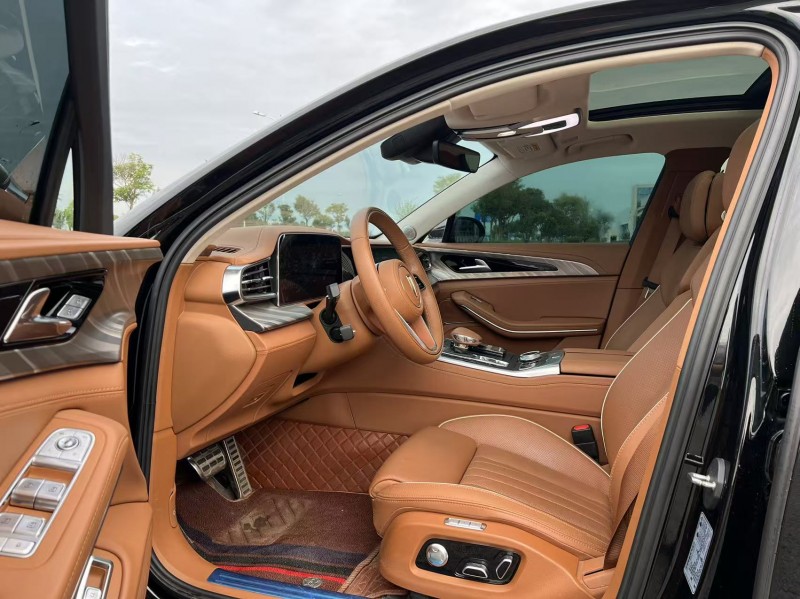 盐城23年红旗H95