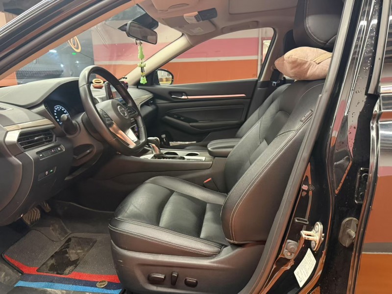 长沙22年日产天籁5