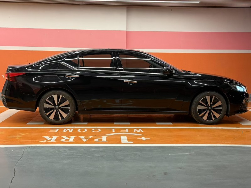 长沙22年日产天籁8