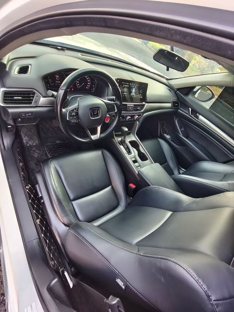 长沙22年本田雅阁5