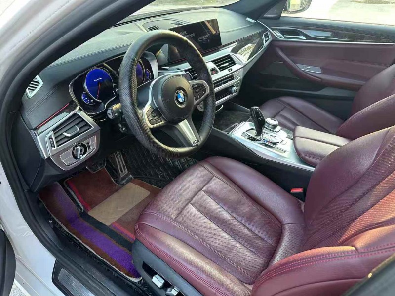 徐州18年宝马5系3