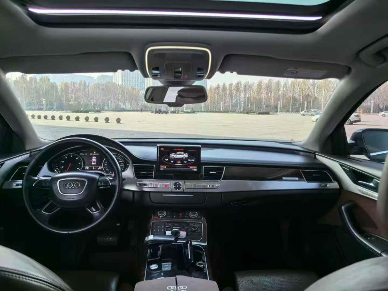 秦皇岛16年奥迪A8L3