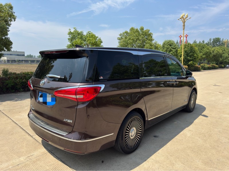 盐城18年别克GL84