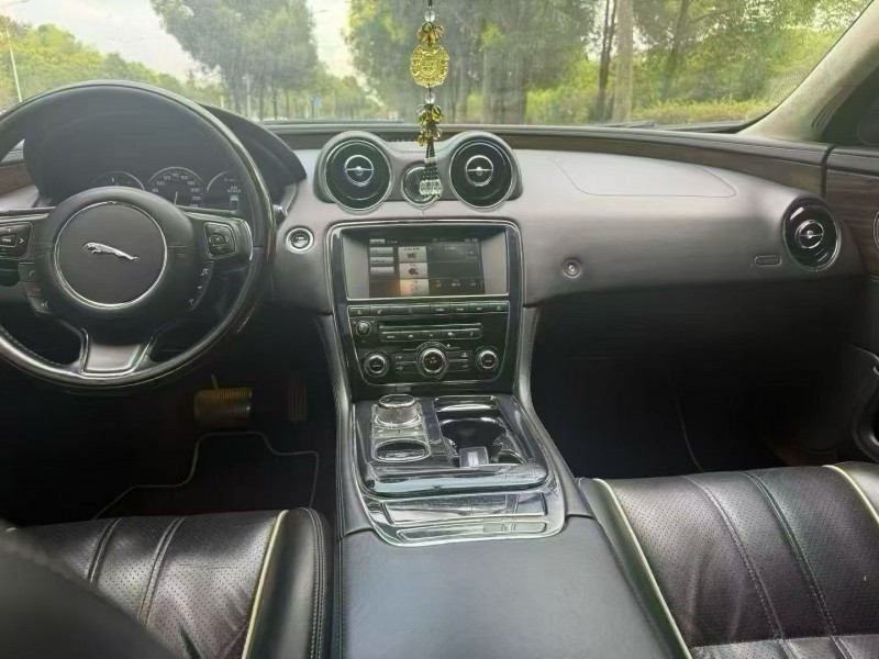 娄底12年捷豹XJ7