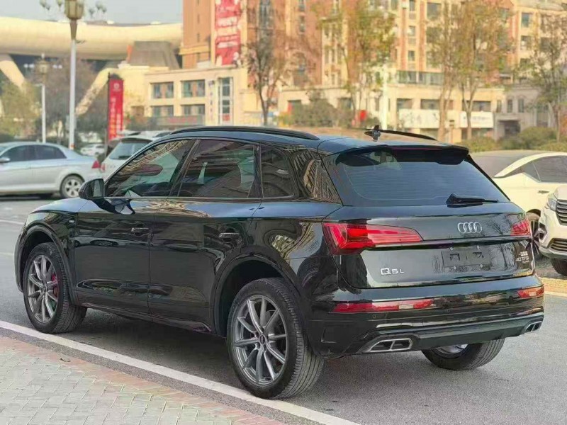 东营23年奥迪Q57