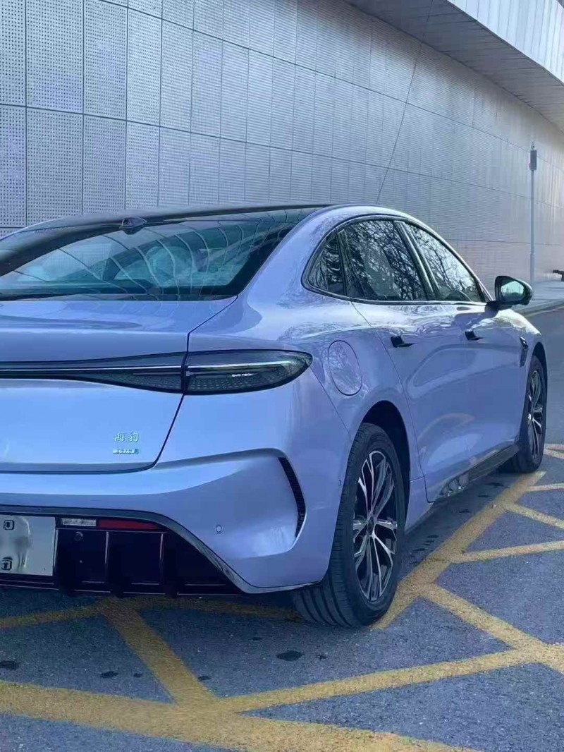 邯郸25年比亚迪海豹8