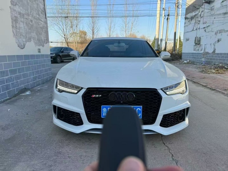 保定17年奥迪A7L1