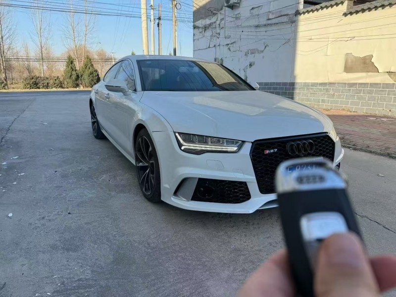 保定17年奥迪A7L3