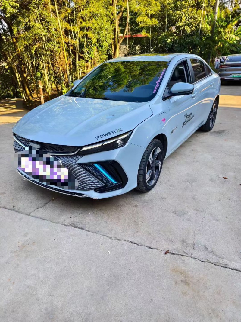 萍乡23年吉利帝豪3