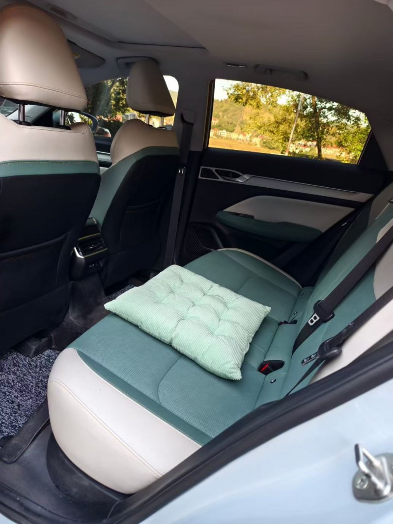 萍乡23年吉利帝豪7