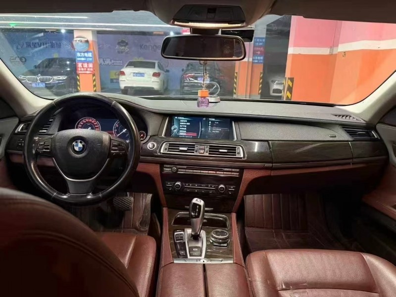 长沙14年宝马7系4
