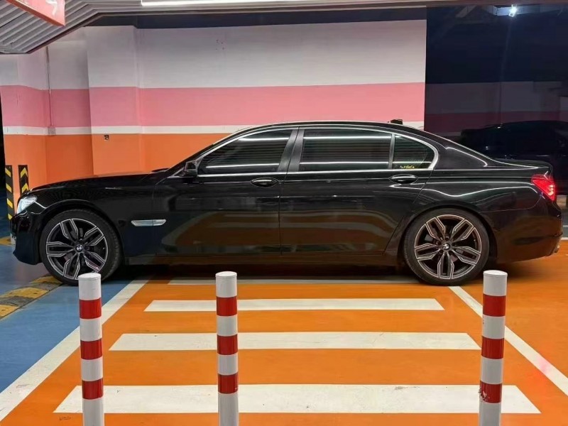 长沙14年宝马7系9