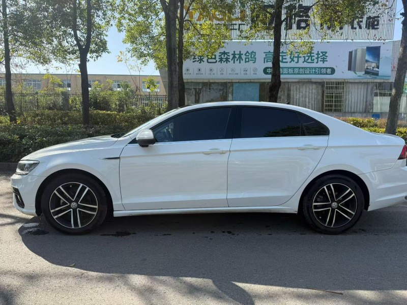 娄底20年大众凌渡7