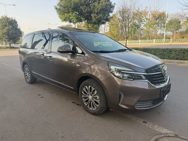 娄底21年别克GL83