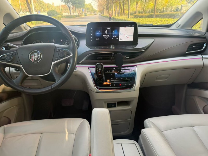 娄底21年别克GL86