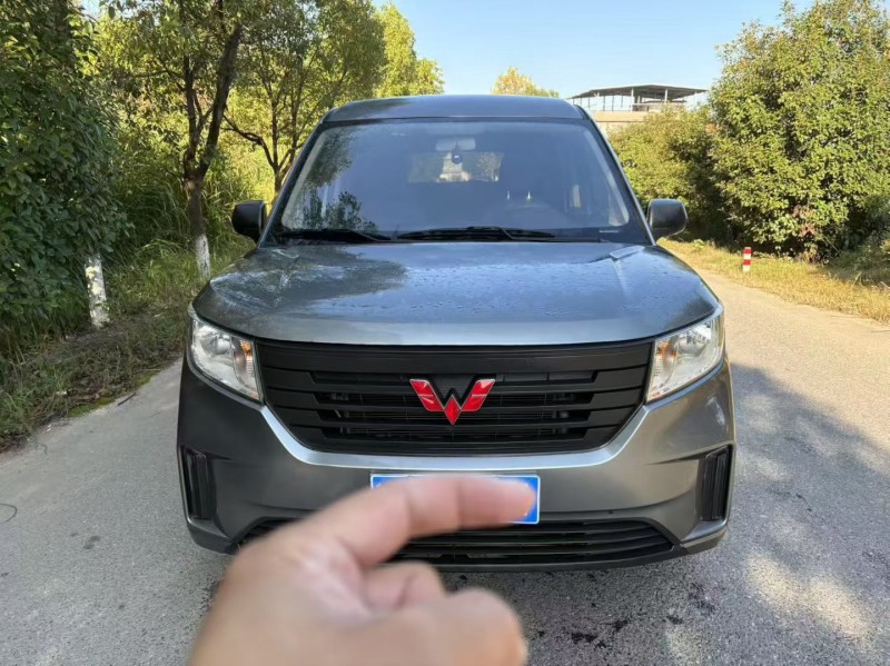 萍乡22年五菱汽车征程1