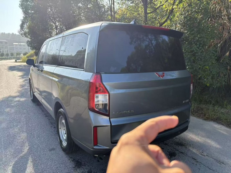 萍乡22年五菱汽车征程5