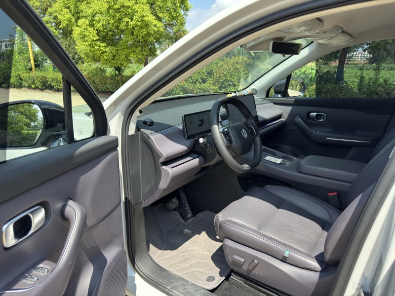 盐城24年零跑汽车C106