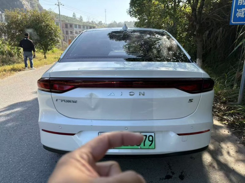 萍乡24年传祺埃安S4