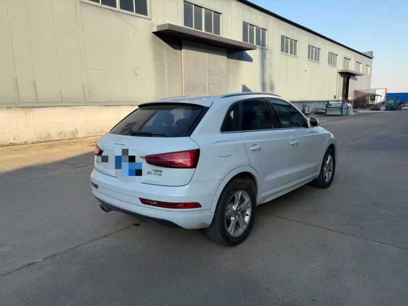 青岛19年奥迪Q36