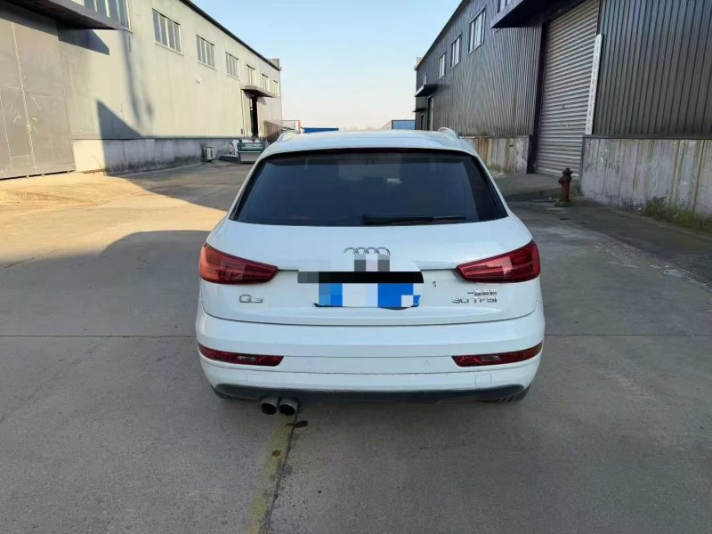 青岛19年奥迪Q38