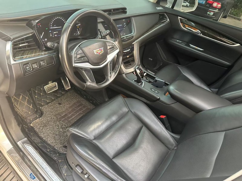 青岛16年凯迪拉克XT53