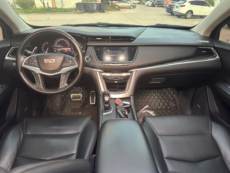 青岛16年凯迪拉克XT54