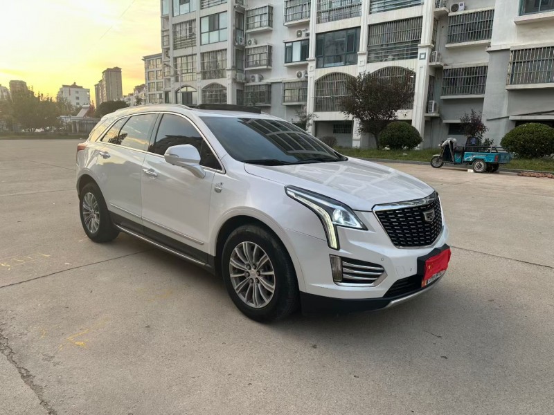 青岛16年凯迪拉克XT56