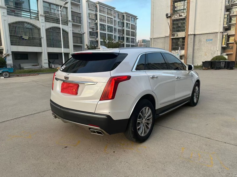 青岛16年凯迪拉克XT59
