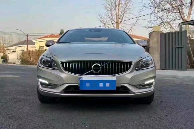襄阳19年沃尔沃S60L1