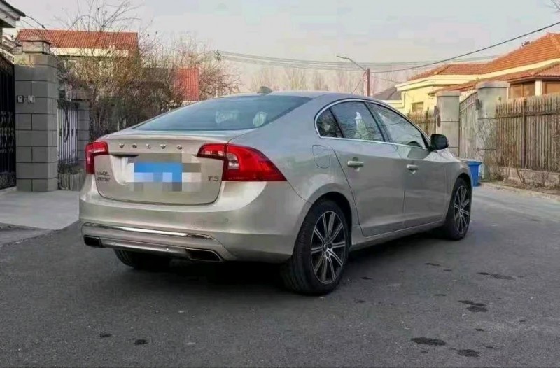 襄阳19年沃尔沃S60L7