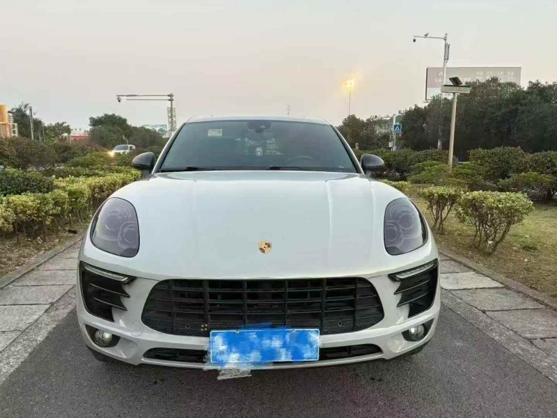 嘉兴16年保时捷Macan1