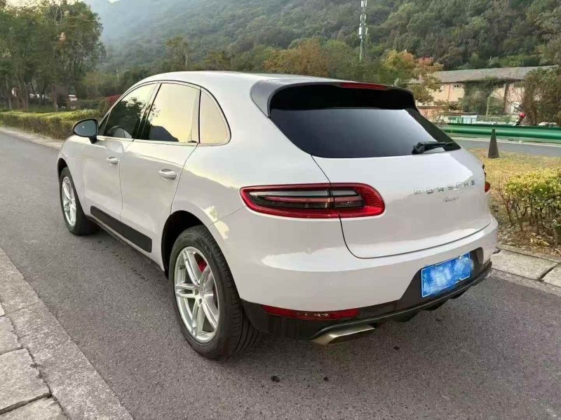 嘉兴16年保时捷Macan7