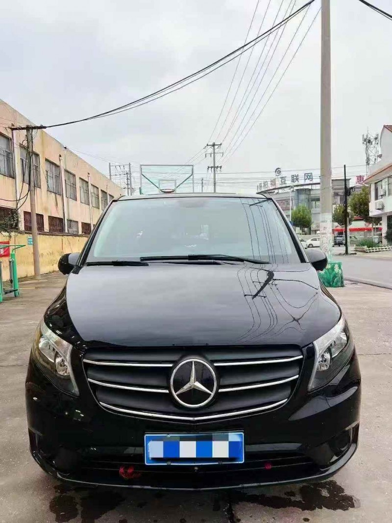 枣庄23年奔驰威霆1