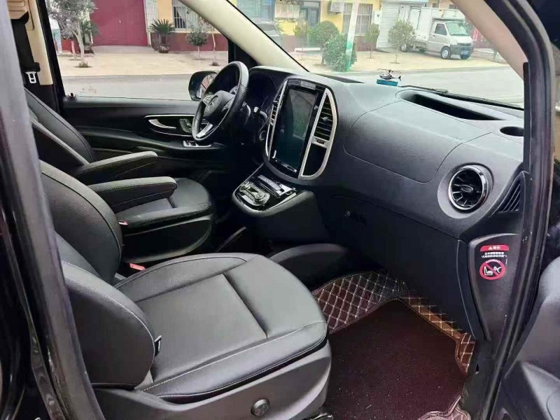 枣庄23年奔驰威霆4