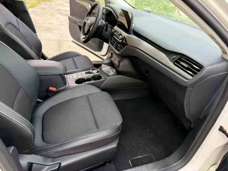 徐州20年福特福克斯7