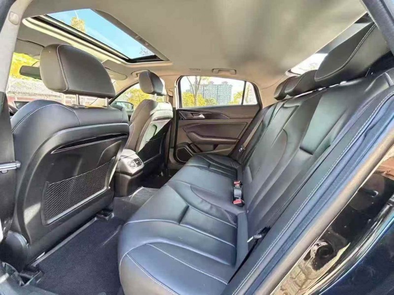 嘉兴19年红旗H55