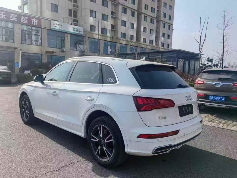 淄博19年奥迪Q58