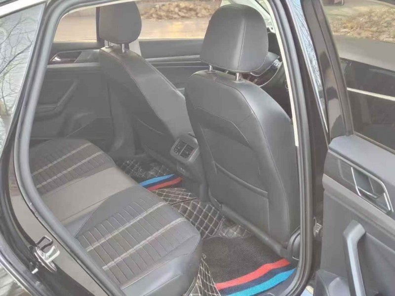 枣庄19年大众朗逸3