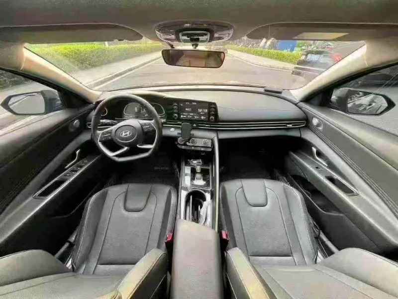 东莞23年现代伊兰特4