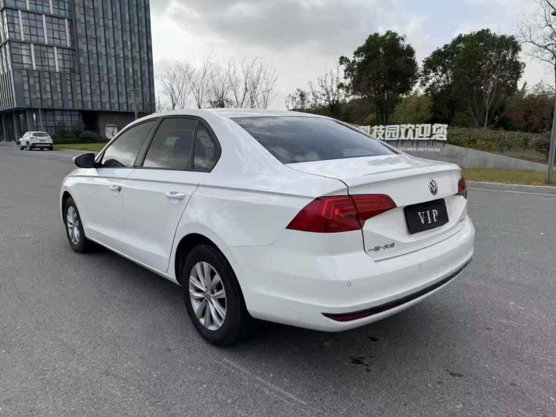 无锡17年大众宝来8