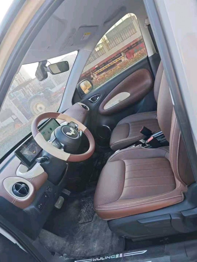 新乡25年五菱汽车缤果6