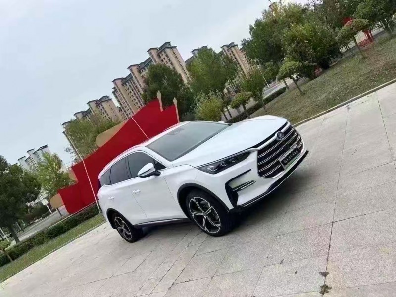 唐山22年比亚迪唐2