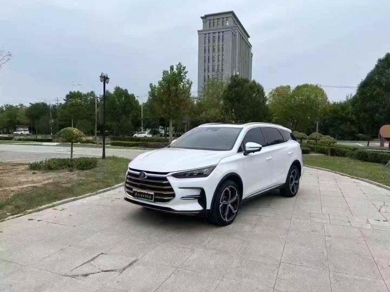 唐山22年比亚迪唐3