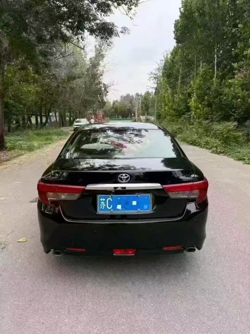 菏泽14年丰田锐志9