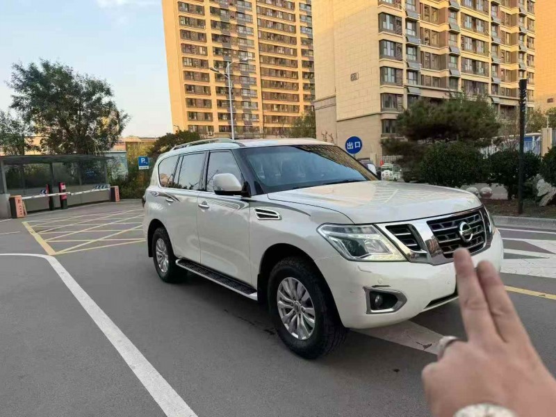 烟台17年日产途乐2