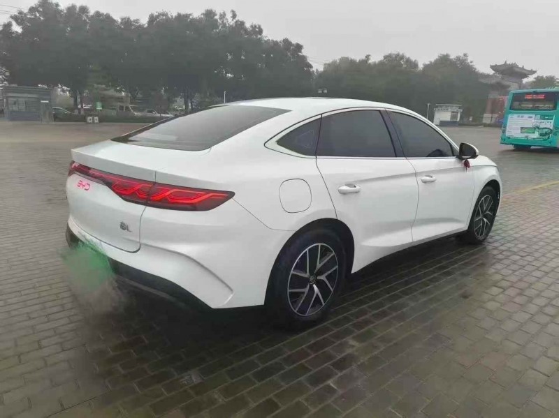 菏泽25年比亚迪秦4