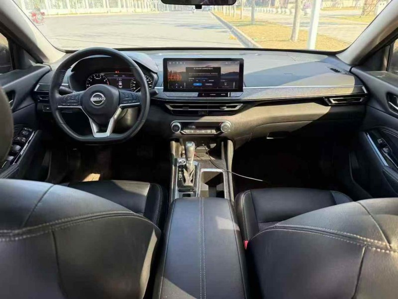 十堰23年日产天籁4