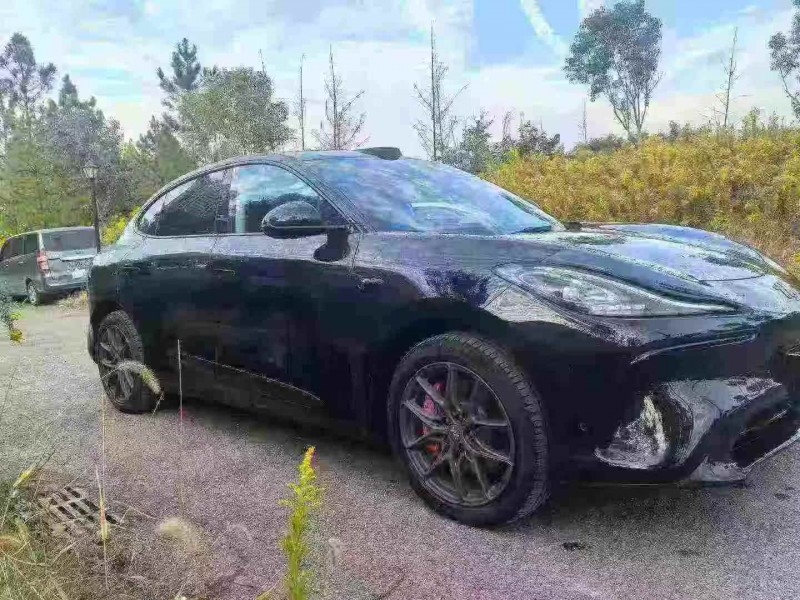 十堰24年智己LS62