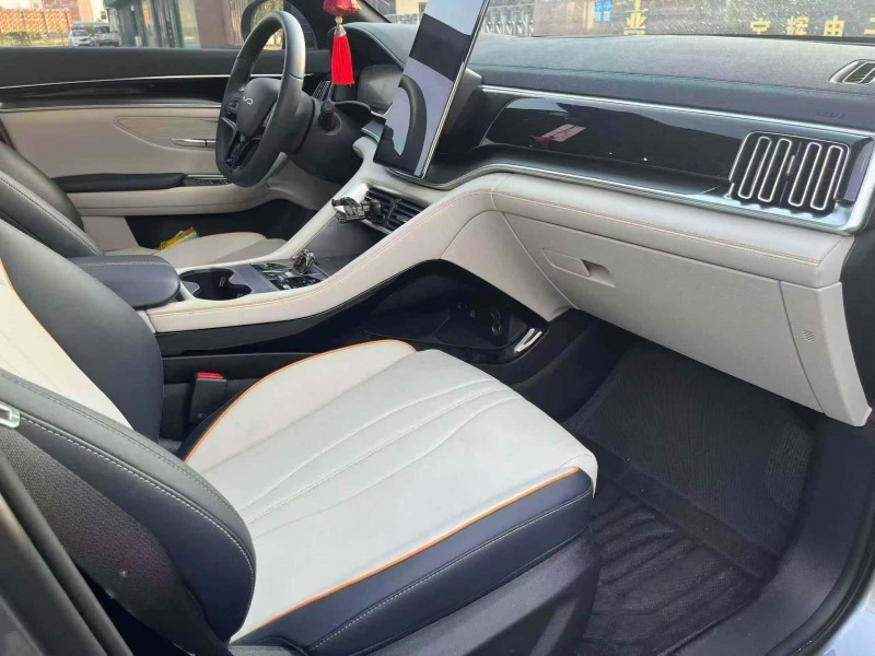 徐州24年比亚迪宋8